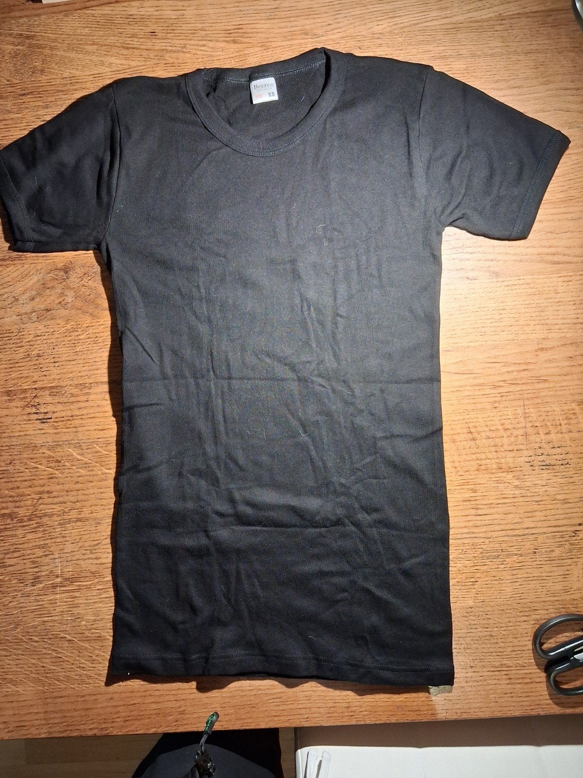 set van 2 zwarte shirts Beeren mt 176, Beeren Bodywear, Zwart, Nieuw, Ophalen of Verzenden