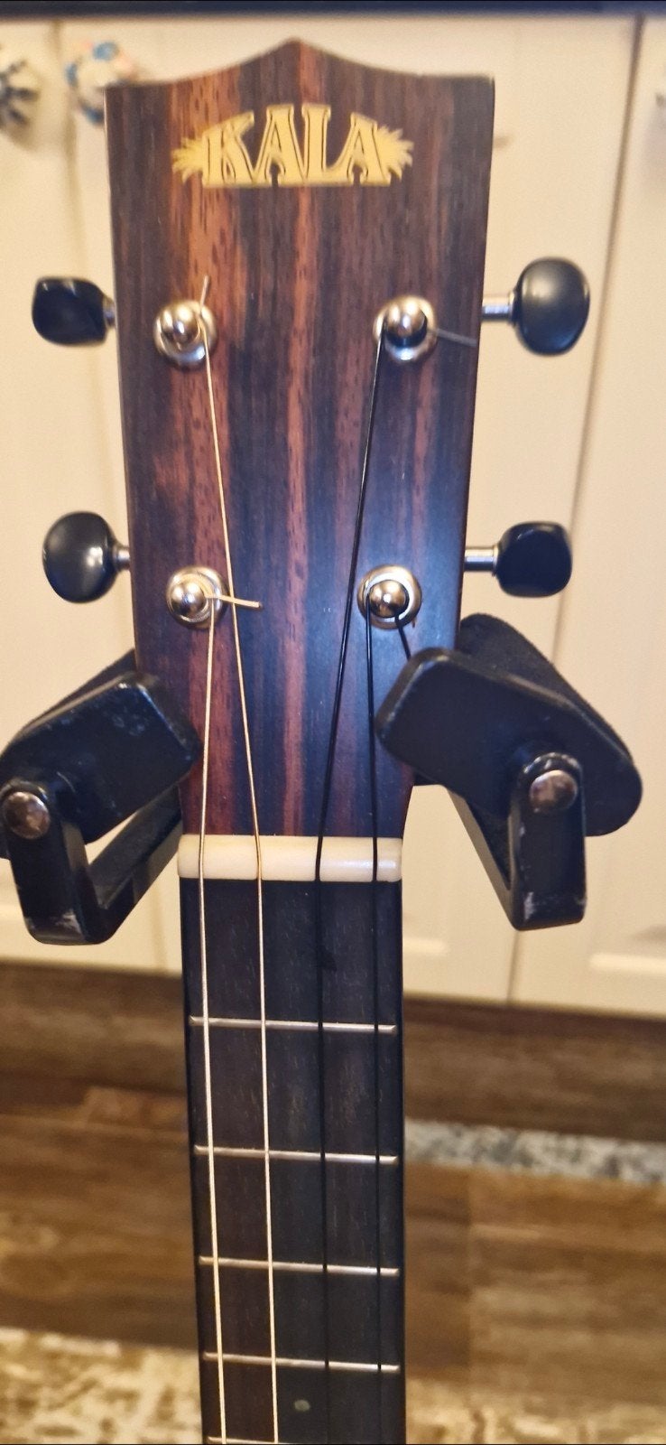 Kala Bariton Ukelele - Zo goed als nieuw, met garantie, Ophalen, Zo goed als nieuw, Ukelele