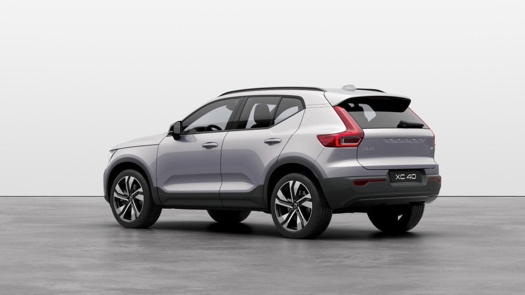 Volvo XC40 2.0 B4 Plus Dark | TE BESTELLEN! (bj 2026), Auto's, Automaat, Dealer onderhouden, 4 cilinders, Nieuw