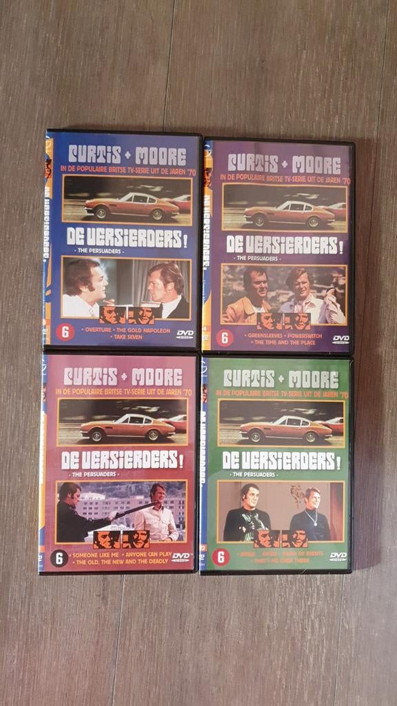 De Versierders! - Complete DVD Boxset (4 discs), Boxset, Ophalen of Verzenden, Zo goed als nieuw, Vanaf 6 jaar