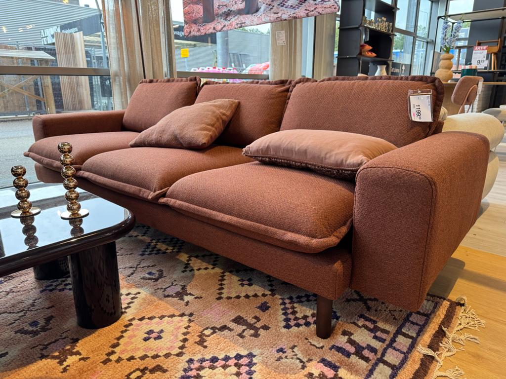 Comfortabele 3-zitsbank in warme terracotta kleur, Huis en Inrichting, Banken | Bankstellen, Ophalen, Driepersoons, 75 tot 100 cm