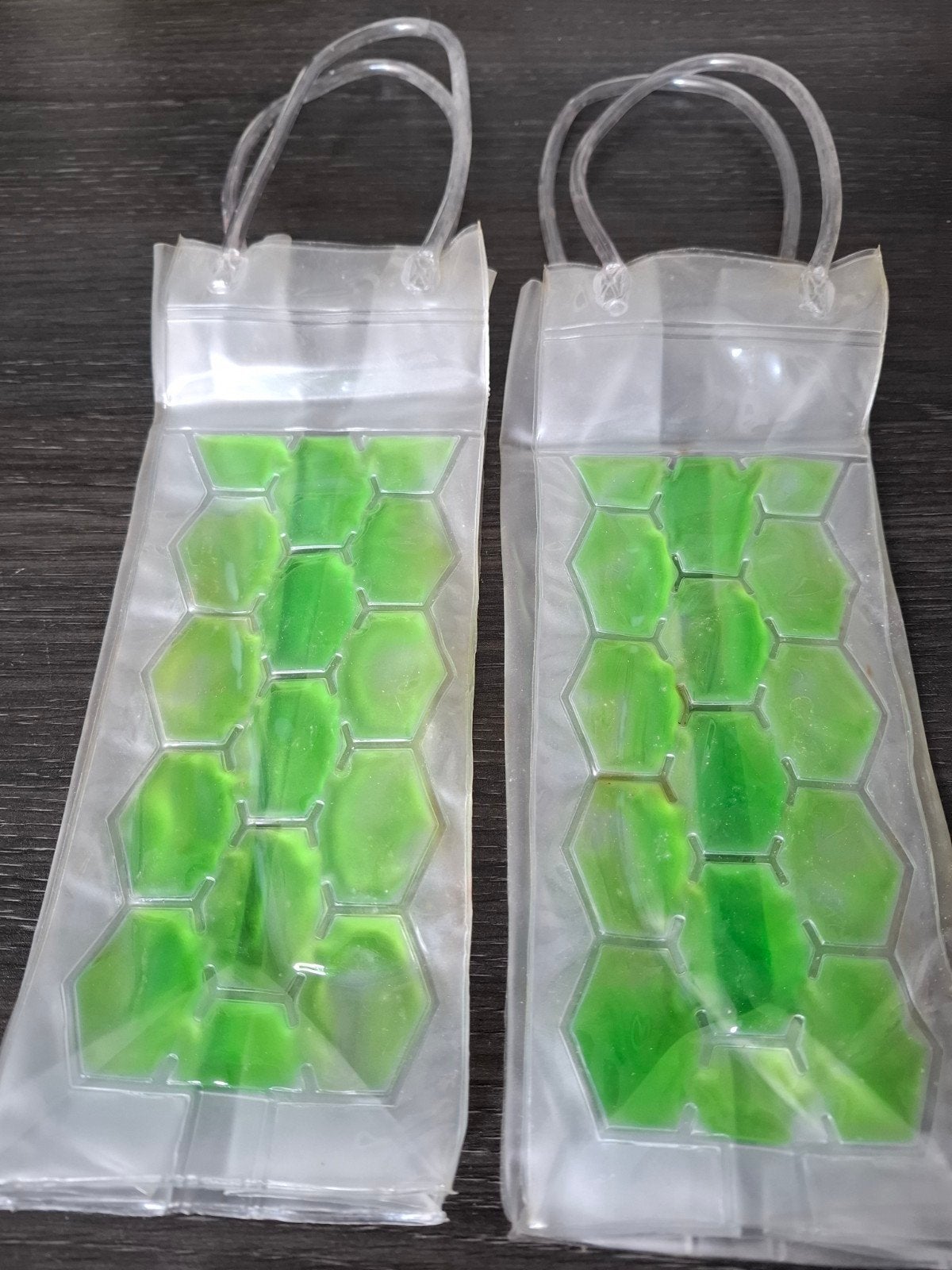 2 ongebruikte flessenkoeltasjes met gel, Ophalen