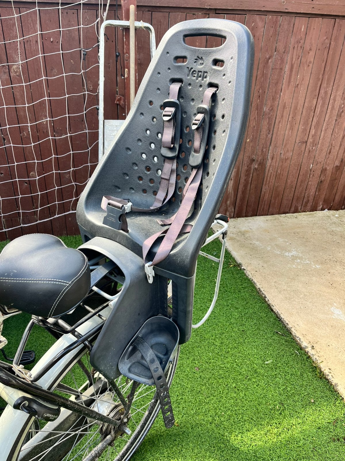 Yepp fietsstoel achter met easyfit carrier XL, Ophalen, Gebruikt, Achterzitje