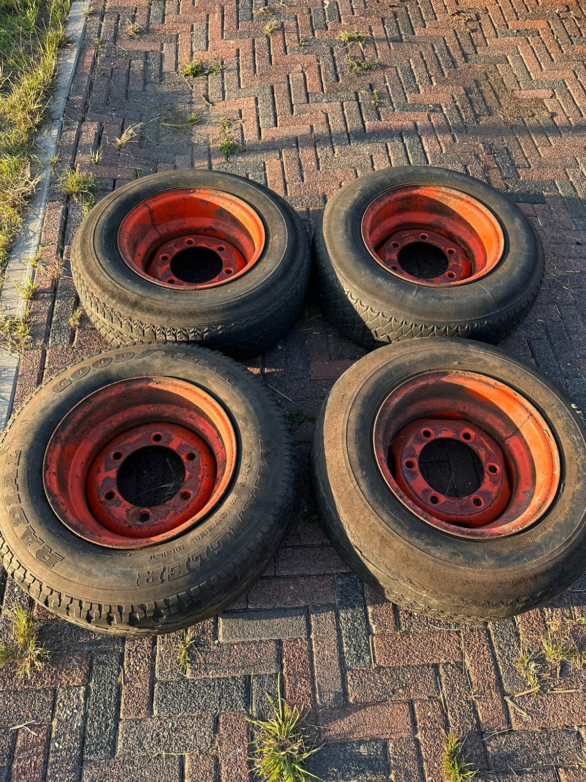 Velgen+banden landbouwsteek, Ophalen, Gebruikt, Steekwagen