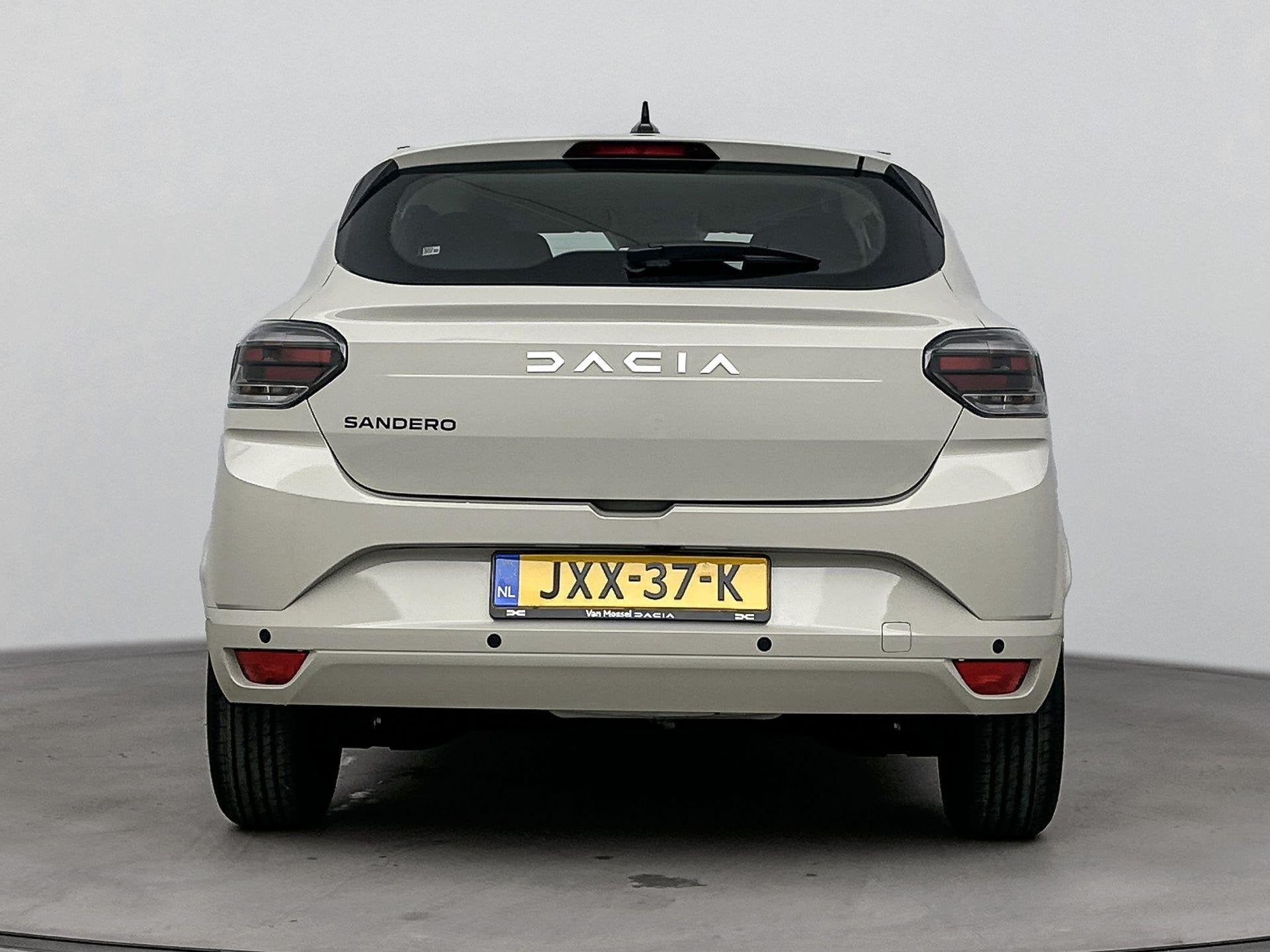 Dacia Sandero 1.0 TCe Limited Edition 100PK | 10'' Inch Medi, 565 kg, Euro 6, Bruin, 980 kg