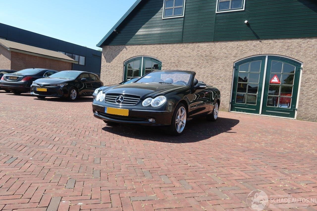 Mercedes-Benz CLK-Klasse 320 elegance (bj 2003, automaat), Automaat, Cabriolet, Zwart, Benzine