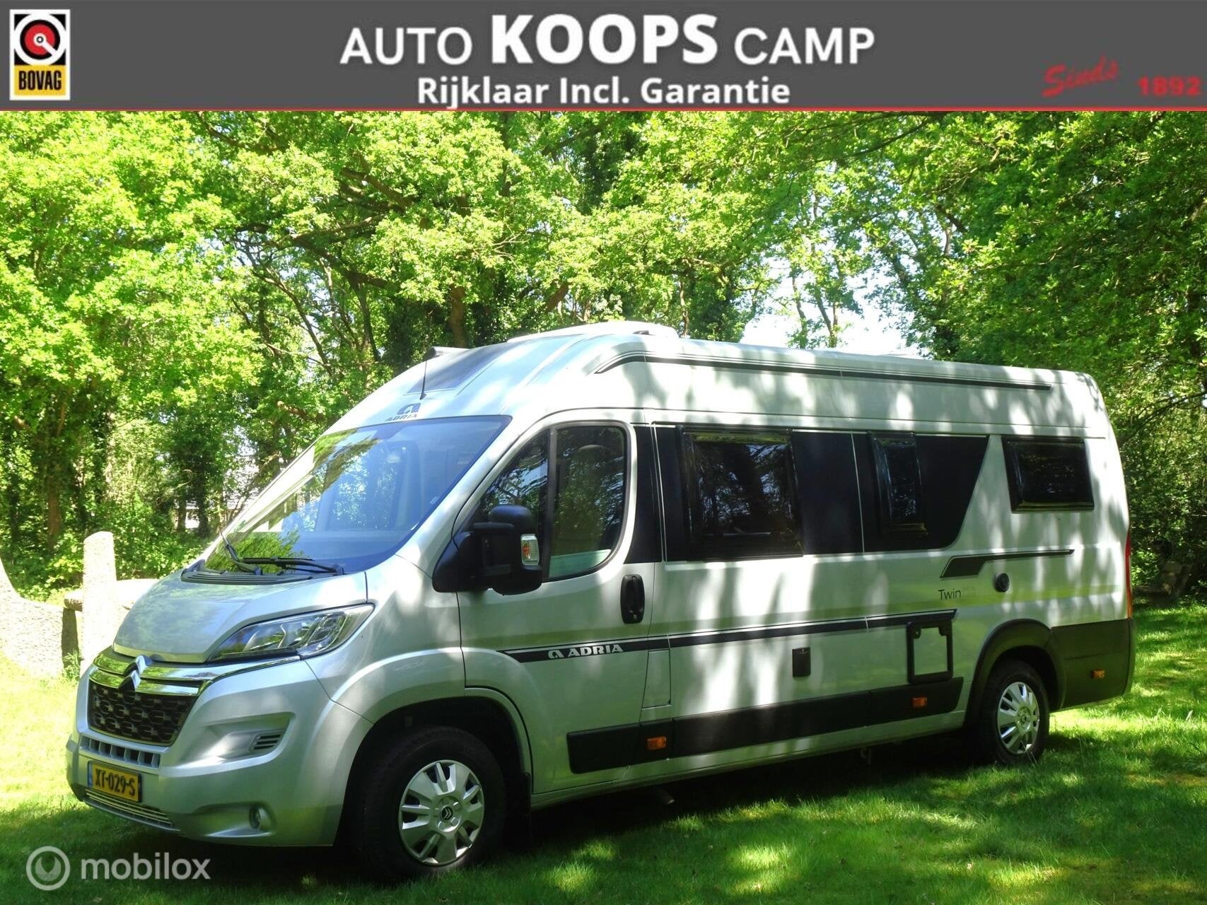 Adria Twin Axess 640 SL 130 PK Euro 6 | Enkele-bedden | Vol, Caravans en Kamperen, Campers, Tot en met 2, Bedrijf, Adria, 6 tot 7 meter