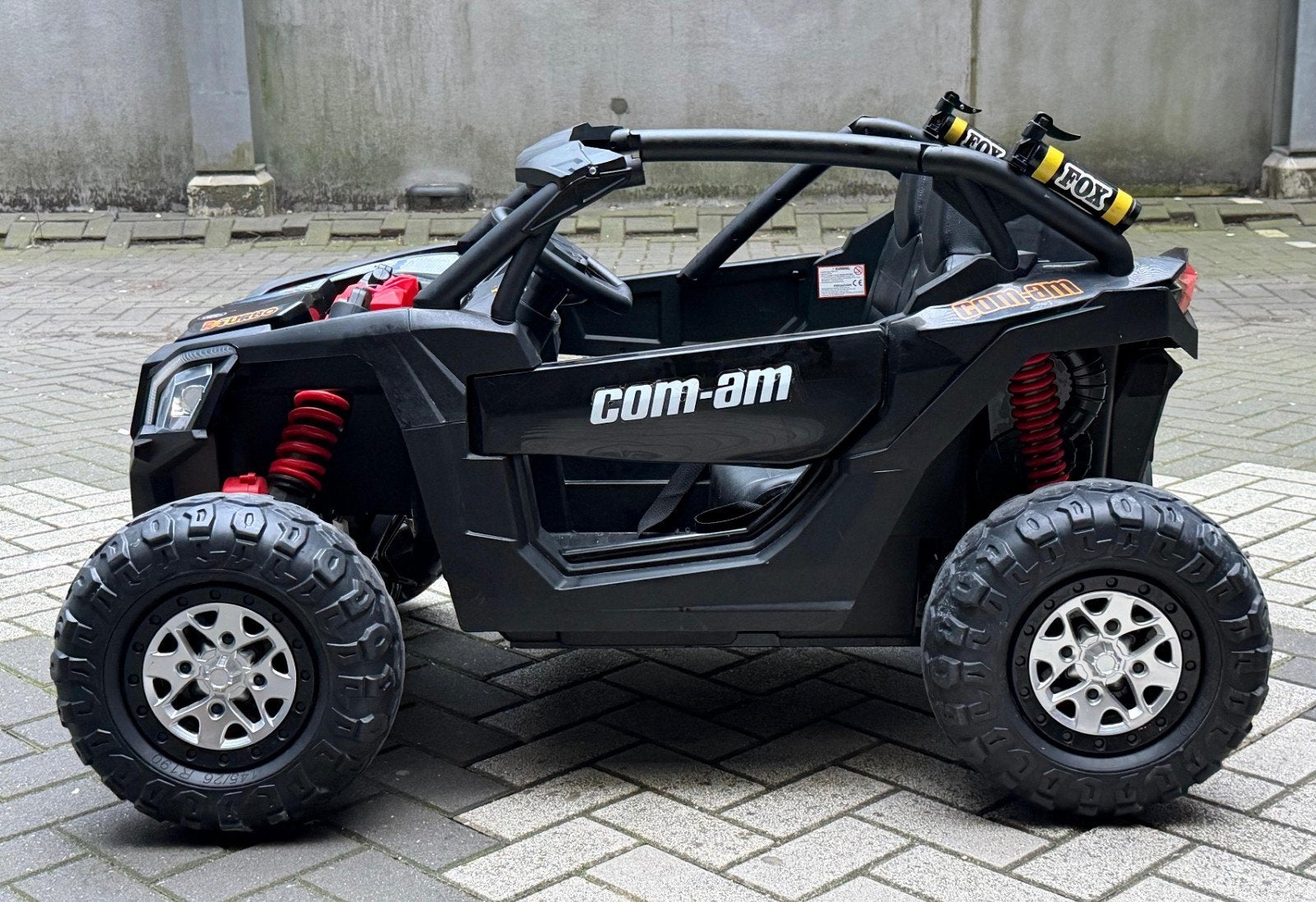 Elektrische Kinderbuggy Proton 4x4 24V 2 Persoons Zwart, Ophalen, Gebruikt