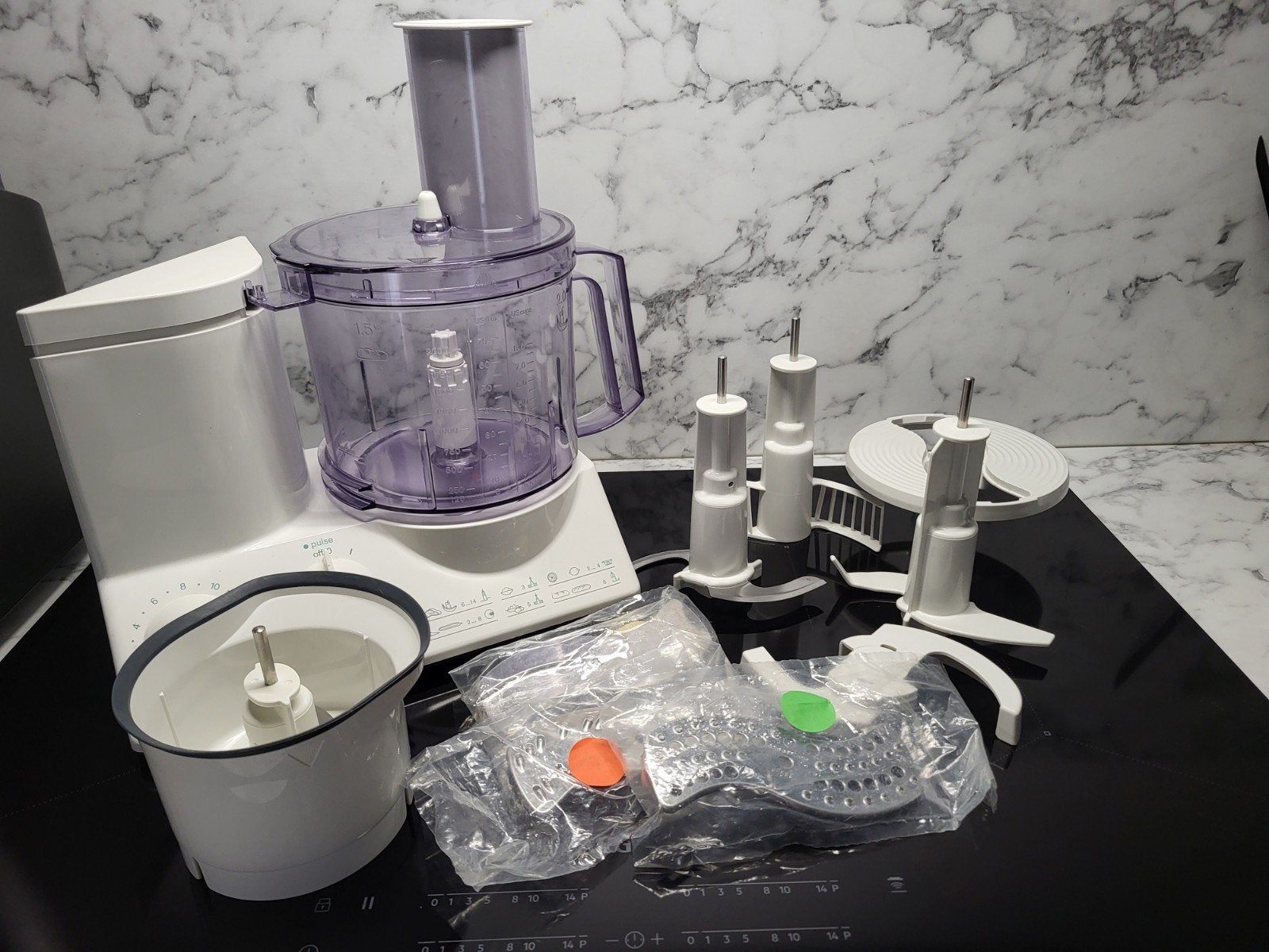 Braun CombiMax 650 Keukenmachine met accessoires, Ophalen, 3 snelheden of meer, Zo goed als nieuw, 2 tot 3 liter