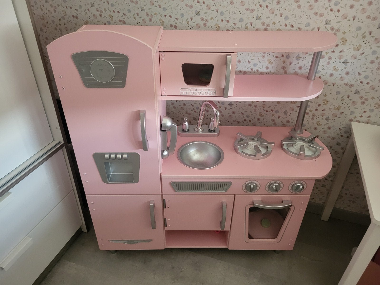 Roze KidKraft Speelkeuken, Ophalen, Zo goed als nieuw