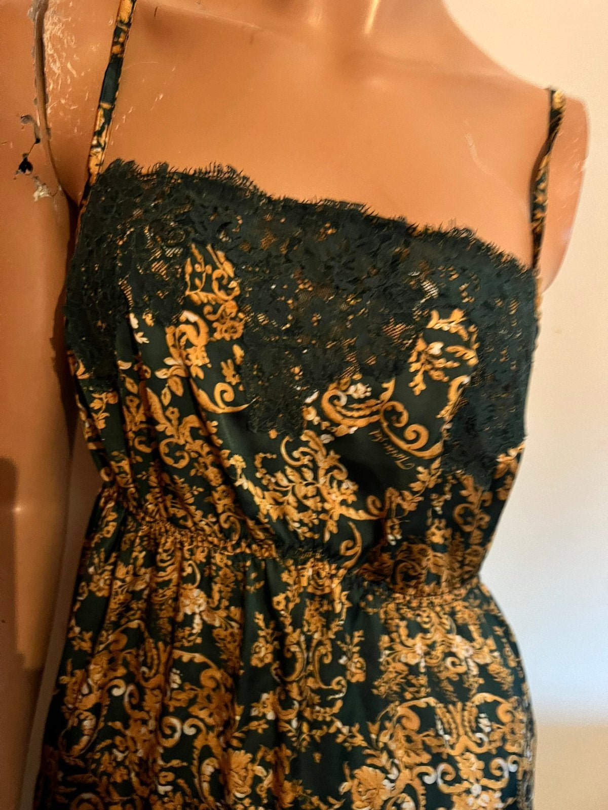 TWIN SET nachtjapon kant S origineel ZGAN groen goud, Kleding | Dames, Twinset, T, Ophalen of Verzenden, Zo goed als nieuw