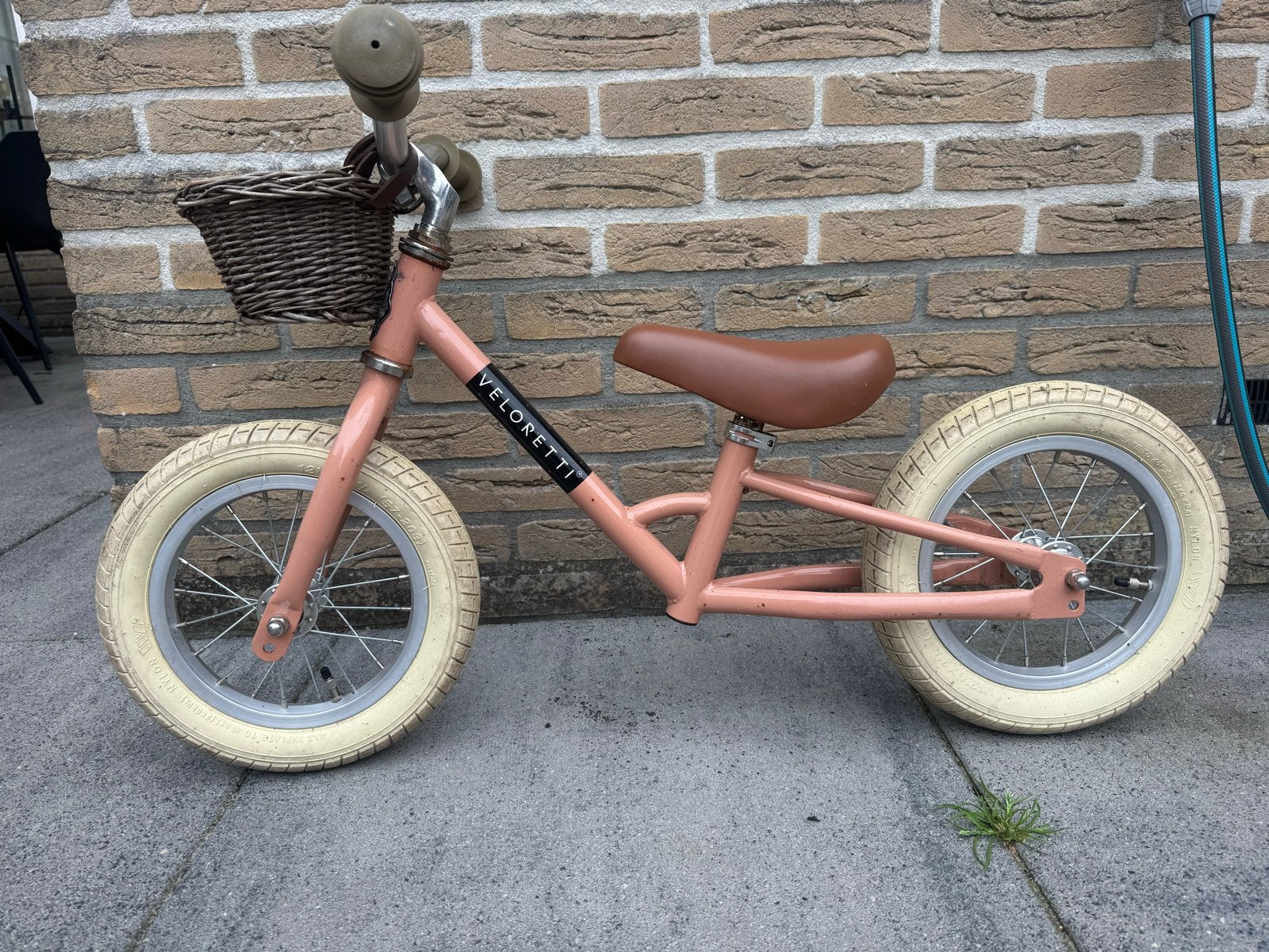 Veloretti Loopfiets met Mandje - Roze, Ophalen, Gebruikt, Loopfiets
