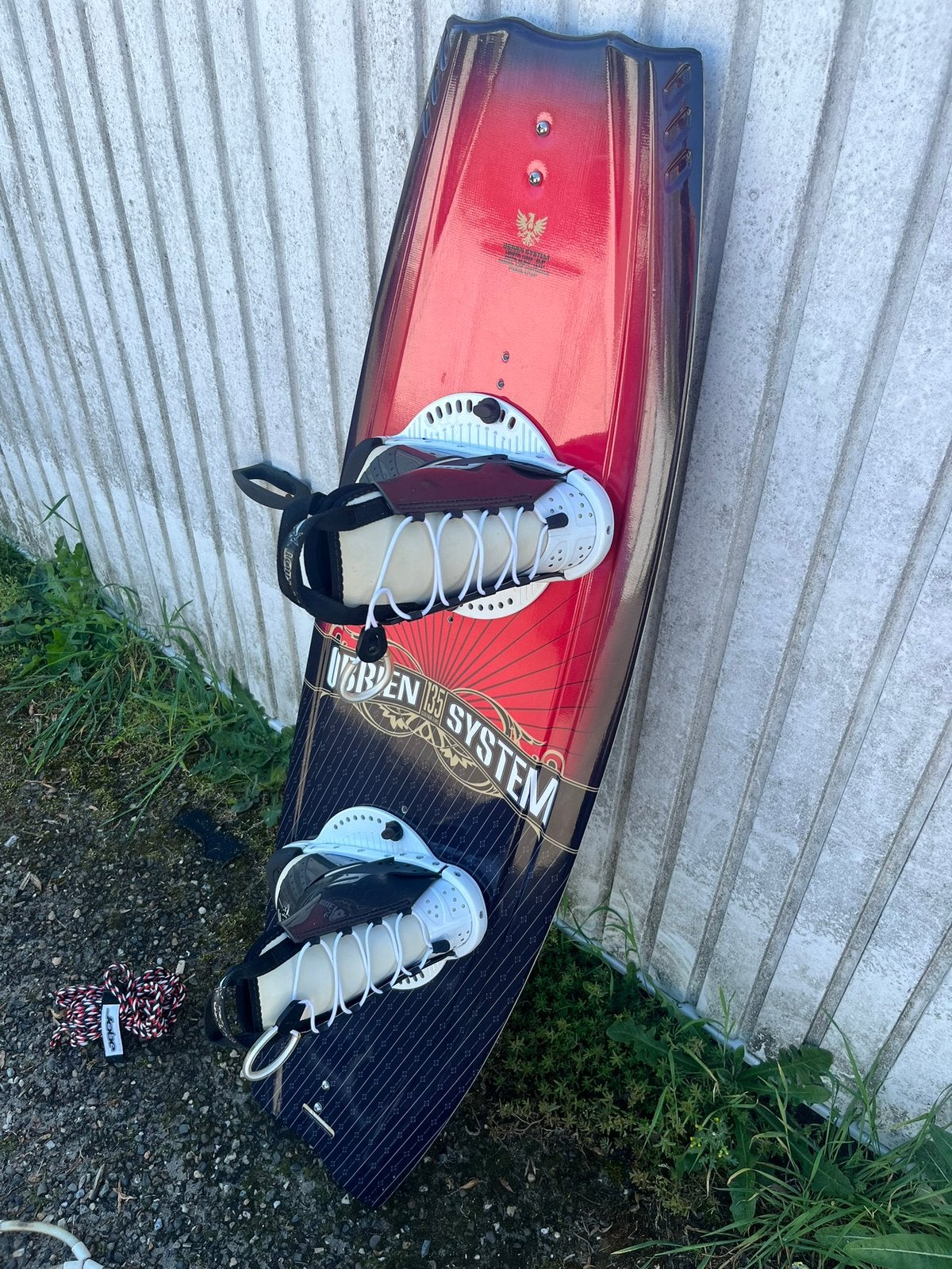 2x gebruikte wakeboard inclusief touw en handvat, Watersport en Boten, Ophalen, Zo goed als nieuw
