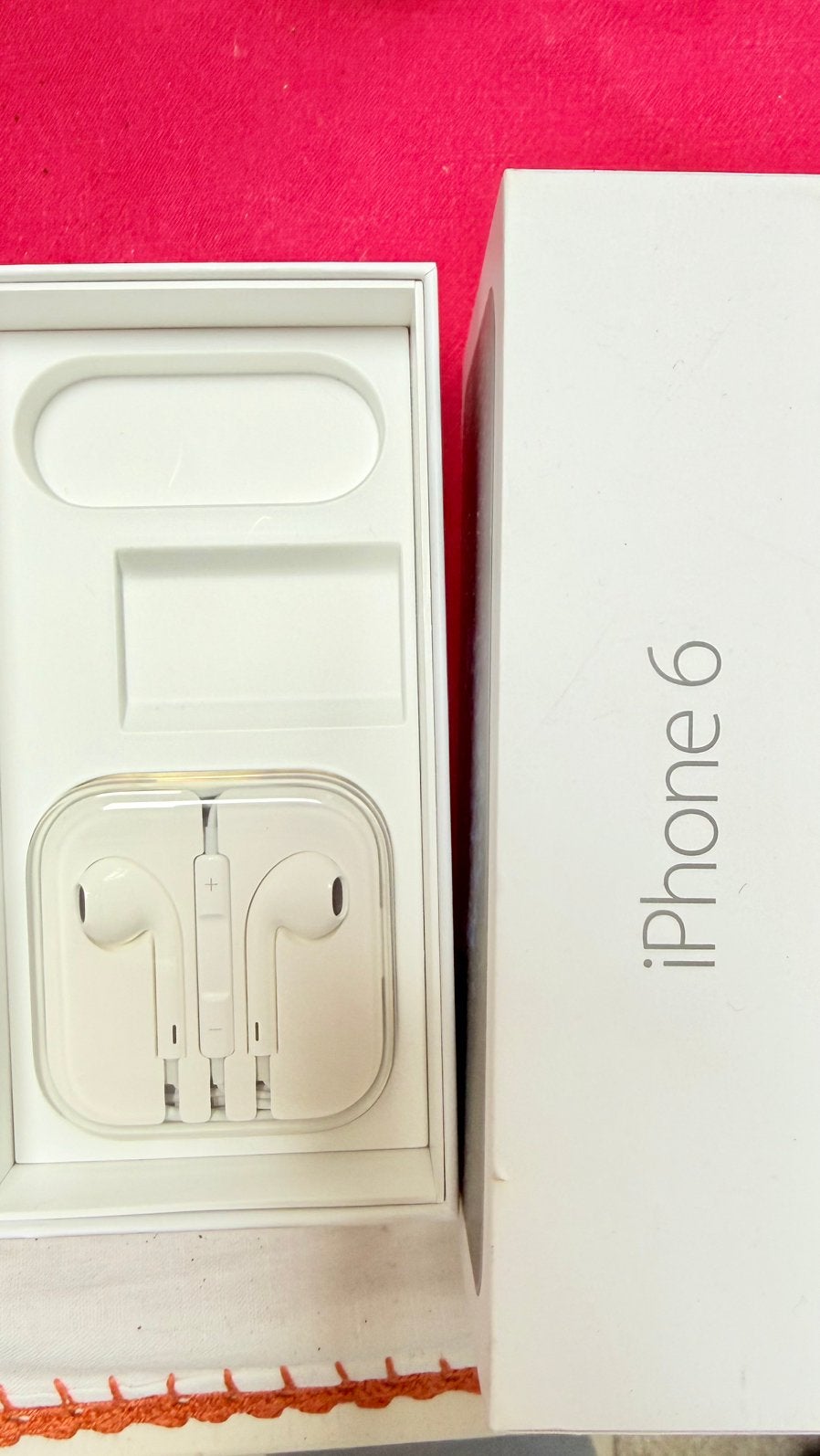 Nieuwe oordopjes Iphone 6 (!!) met mini jack, Ophalen of Verzenden, Zo goed als nieuw