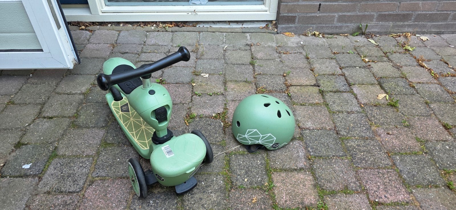 Scoot & Ride Highwaykick 1 met mandje en helm, Ophalen