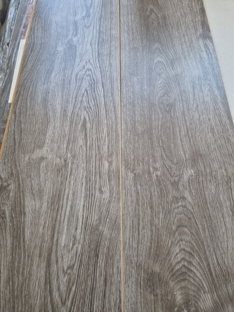 KronoSwiss Laurentina XL 8652 laminaat nu € 15,95 per m²., Ophalen, Geen, Nieuw, 25 tot 50 m²