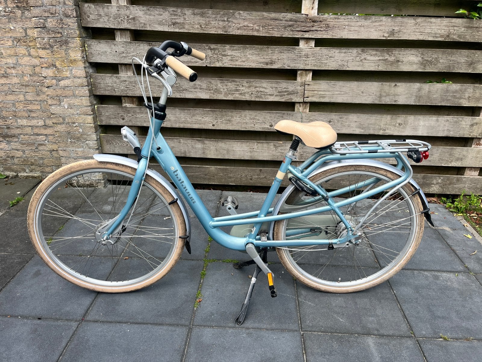 Batavus Mambo damesfiets, lichtblauw, frame 48 inch, Fietsen en Brommers, Fietsen | Dames | Moederfietsen, Zo goed als nieuw, Batavus