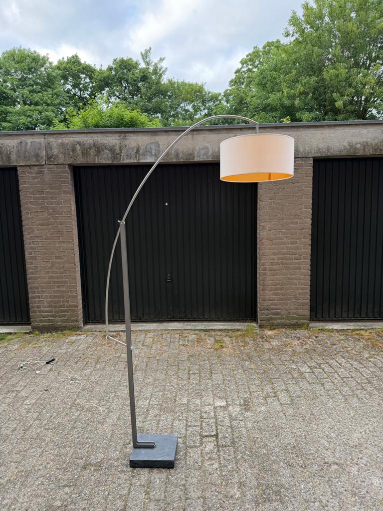 Ligne Roset Mama Booglamp - Stijlvolle Vloerlamp, Ophalen of Verzenden, Gebruikt, Metaal, 200 cm of meer
