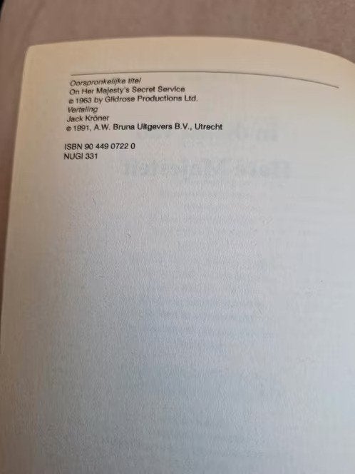 James Bond in dienst van hare majesteit hh, Boeken, Gelezen, Tv-bewerking, Ophalen of Verzenden, Ian Fleming