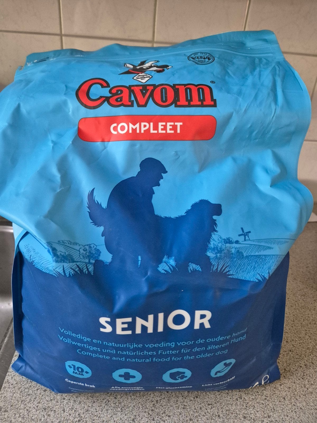 Gratis af te halen, aangebroken zak seniorbrokken., Ophalen, Hond