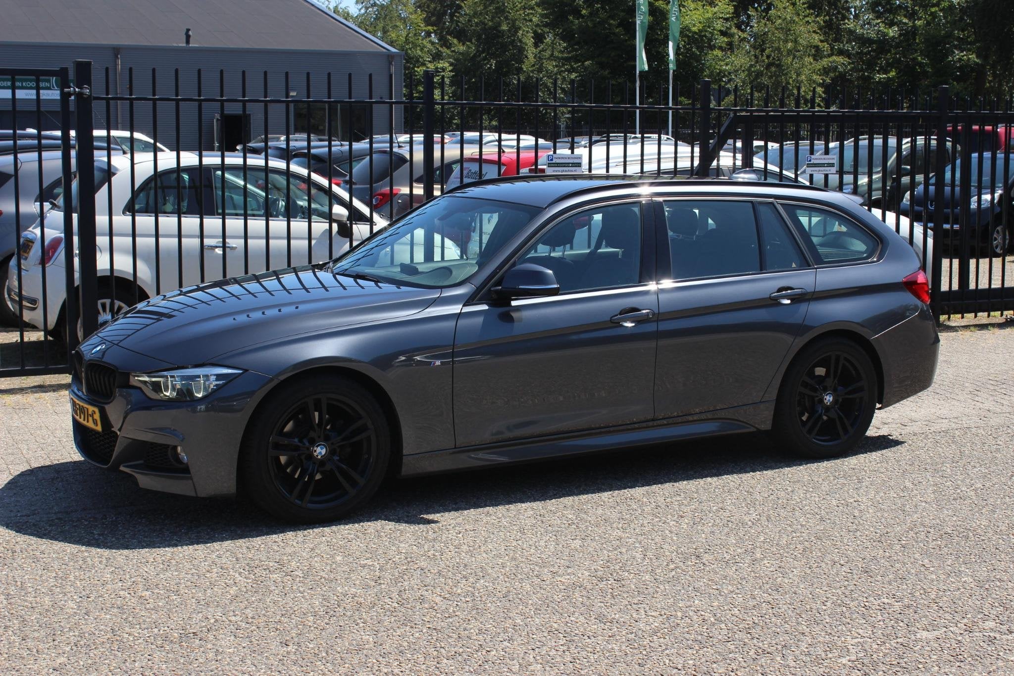 BMW 3-serie Touring 318i Automaat M Sport Edition, Automaat, Gebruikt, 1465 kg, 3 cilinders