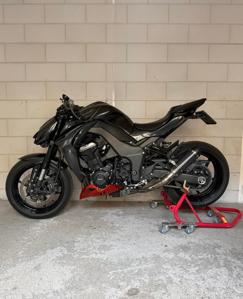 Kawasaki Z1000 2015 Akrapovic 21850km, Particulier, Naked bike