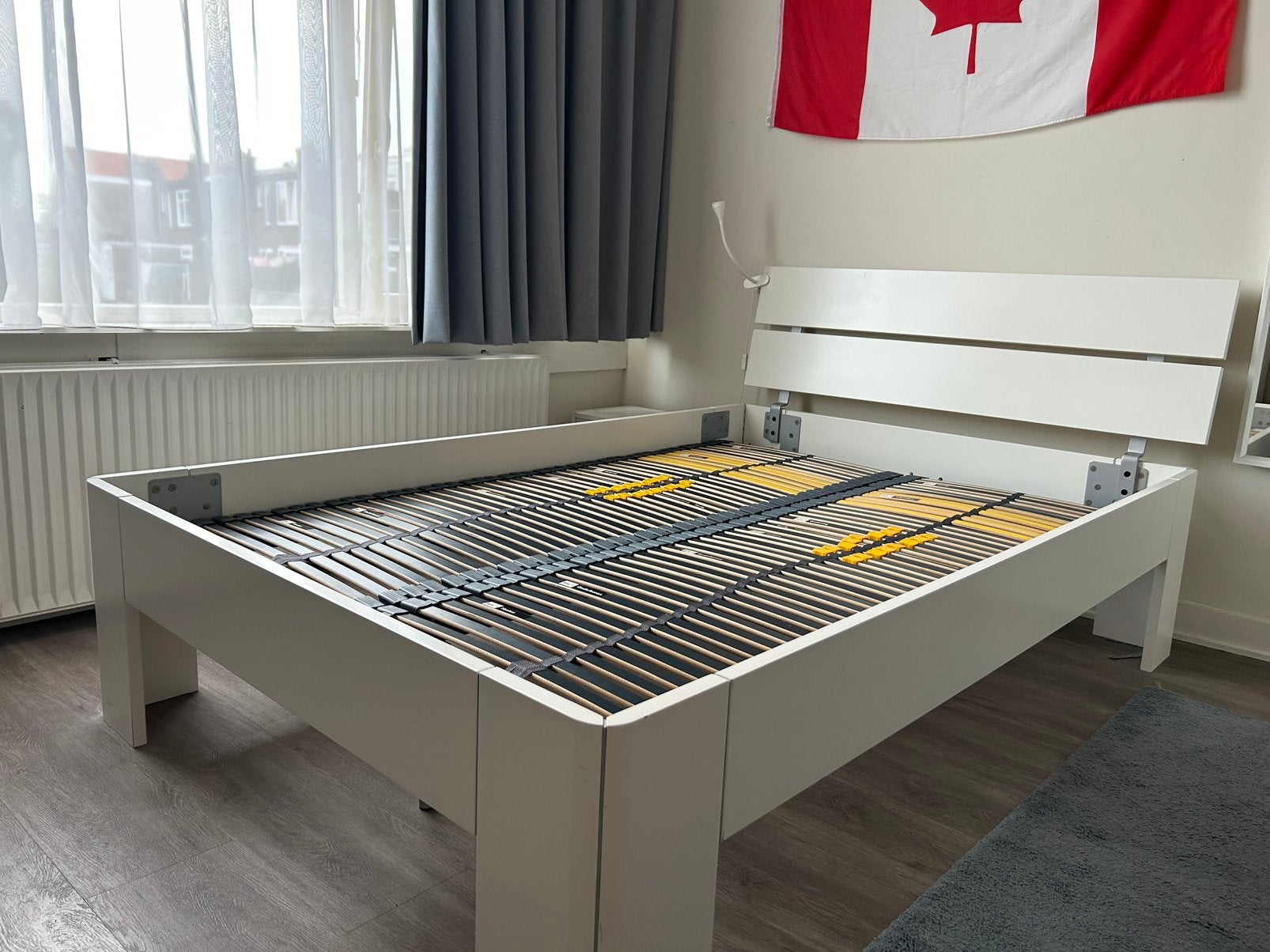 Bedframe 210x140cm, Huis en Inrichting, Ophalen, Gebruikt, 140 cm, Twijfelaar