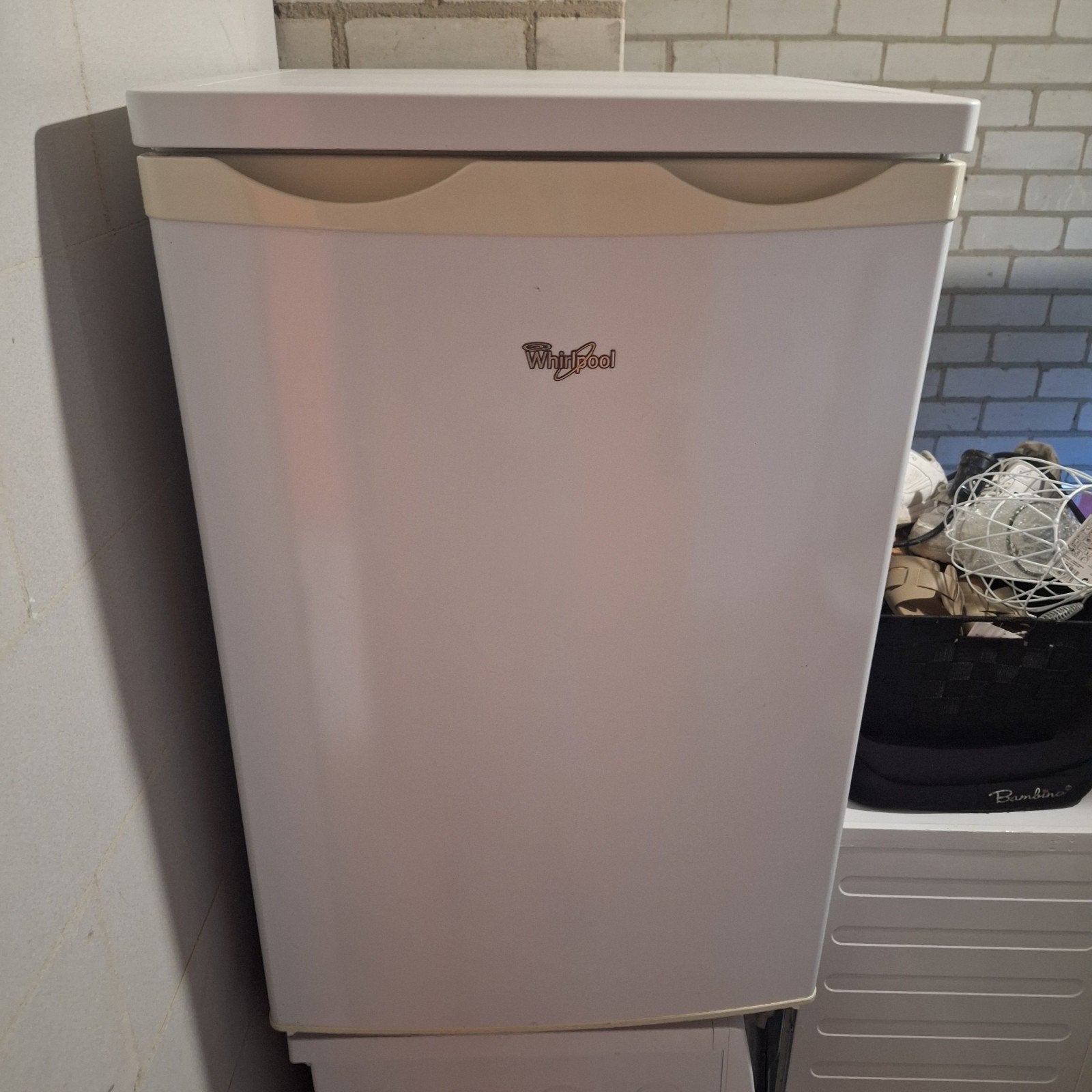 Whirlpool koelkast met vriesvak - bezorging mogelijk, Ophalen, 150 tot 200 liter, Gebruikt, Minder dan 85 cm