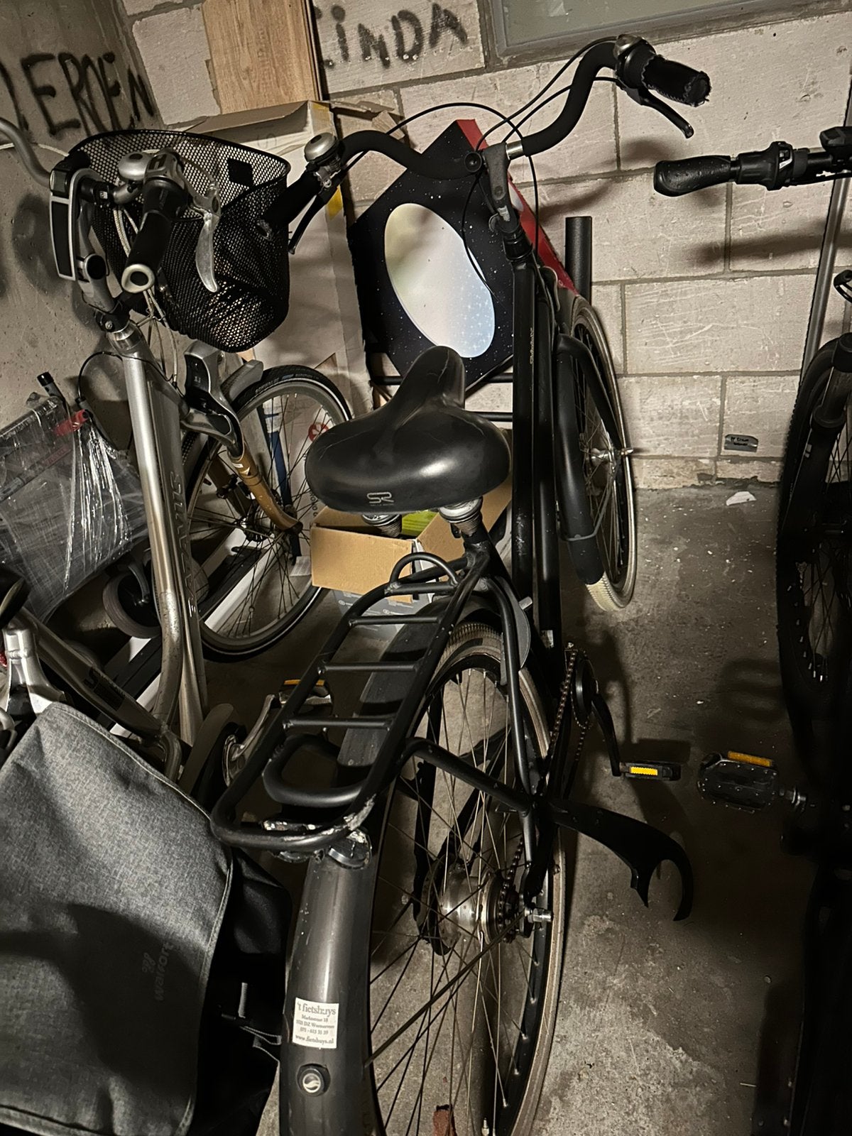 Twee fietsen, Batavus, Ophalen, Zo goed als nieuw