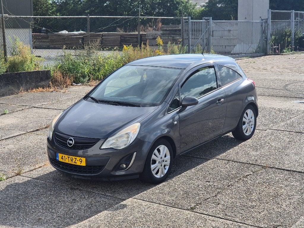 Opel Corsa 1.2 16V LPG Fabrieks afgeleverd 3D 2012 Grijs, Voorwielaandrijving, 83 pk, Euro 6, 4 cilinders