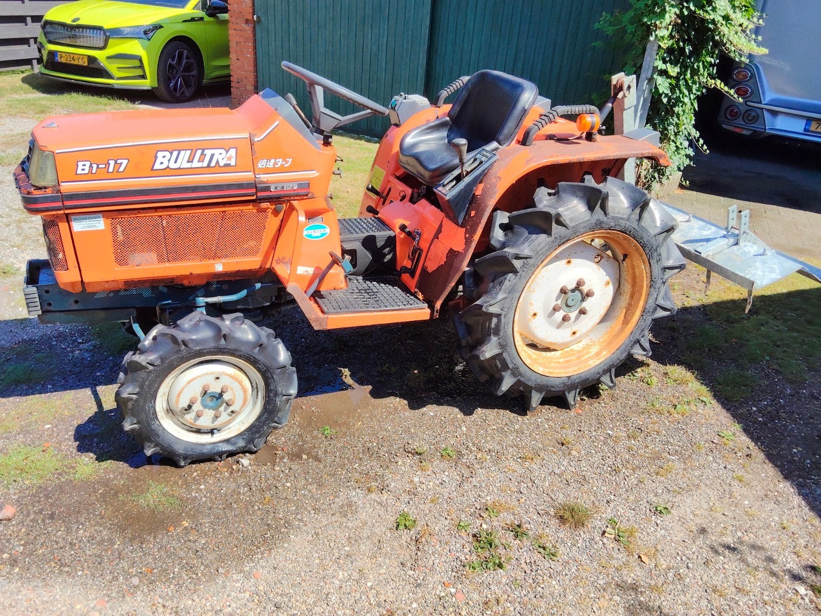 paarden bak vlaker eventueel met de mini tractor, Ophalen
