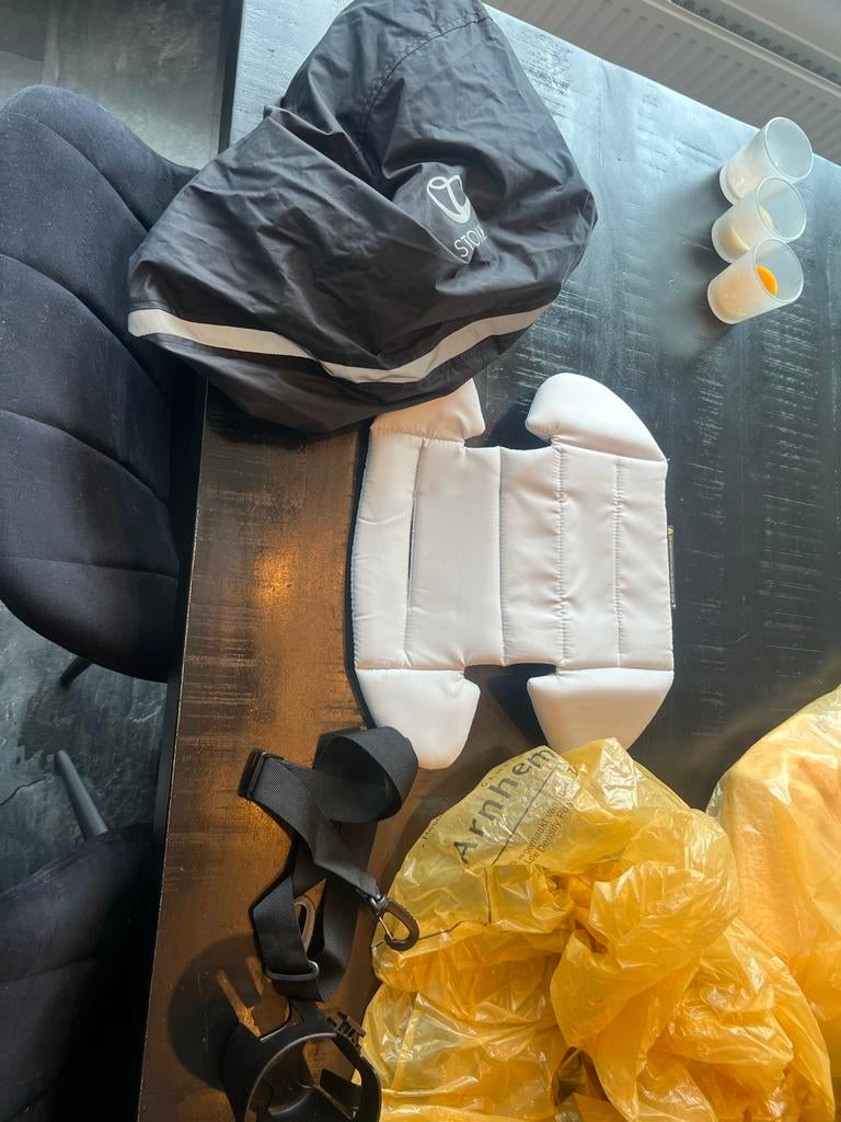 Stokke kinderwagen compleet met regenhoes en bekerhouder, Kinderen en Baby's, Kinderwagens en Combinaties, Ophalen of Verzenden