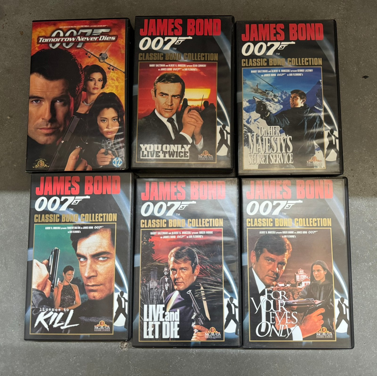 6 klassiekers op vhs van james bond 007, Cd's en Dvd's, Vanaf 12 jaar, Ophalen of Verzenden, Gebruikt, Actie en Avontuur