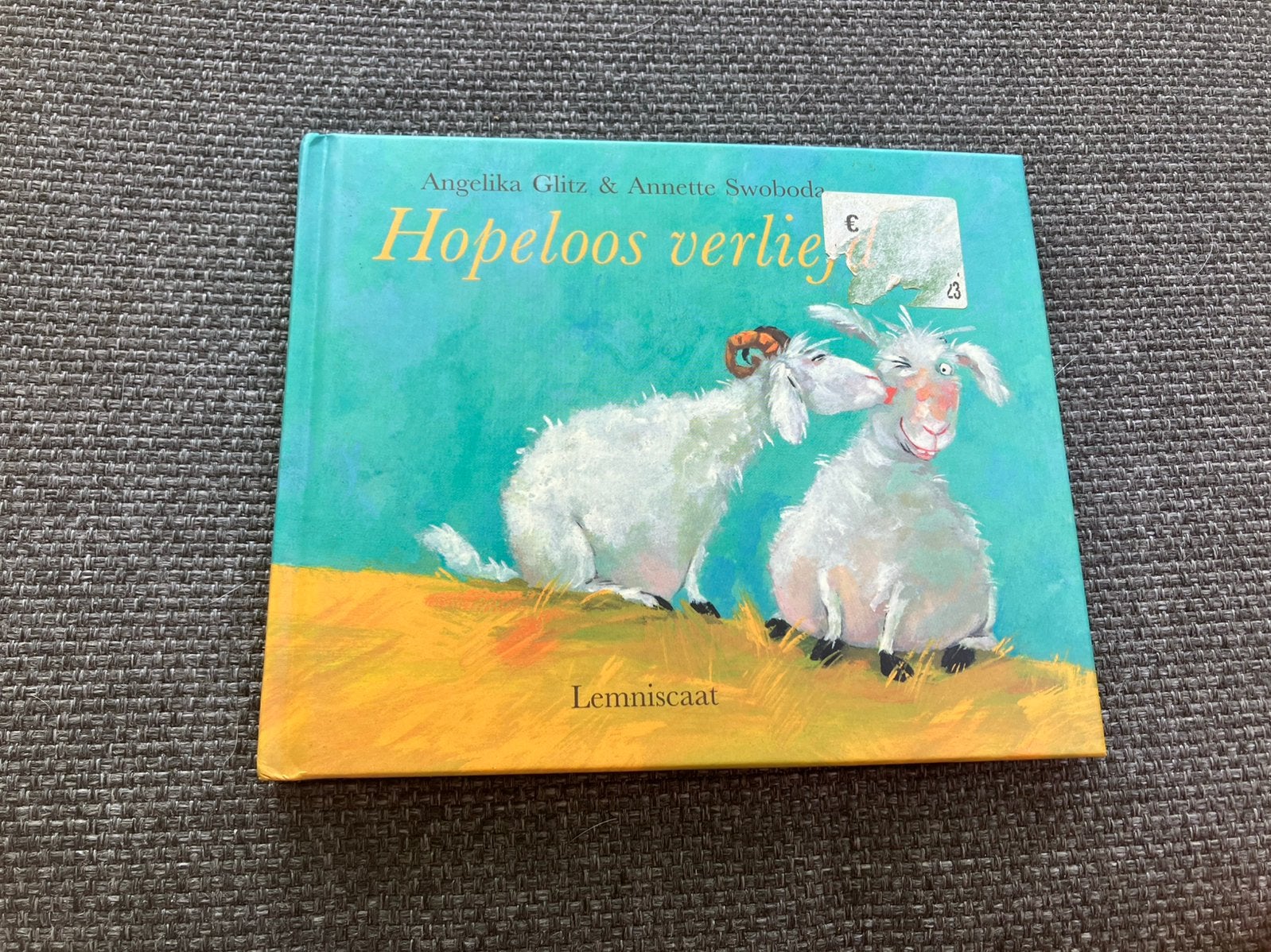 Angelika Glitz - Hopeloos verliefd, Boeken, Ophalen of Verzenden, Zo goed als nieuw, Angelika Glitz