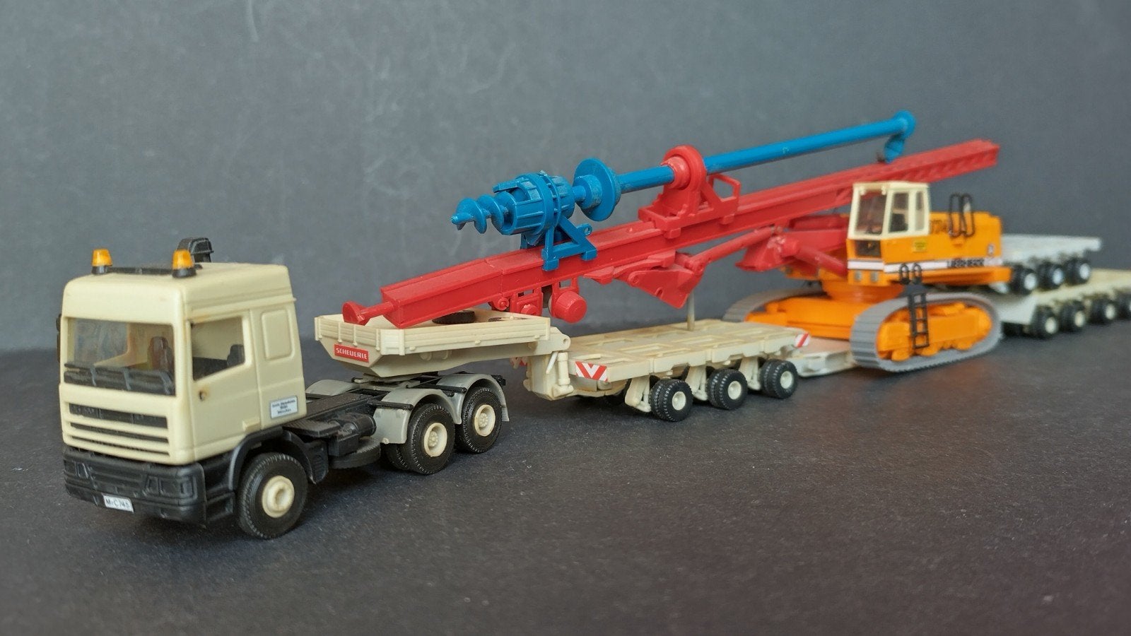Daf 95 zwaar transport Liebherr 1:87 kibri Pol, Hobby en Vrije tijd, Overige merken, Gebruikt, Verzenden, .