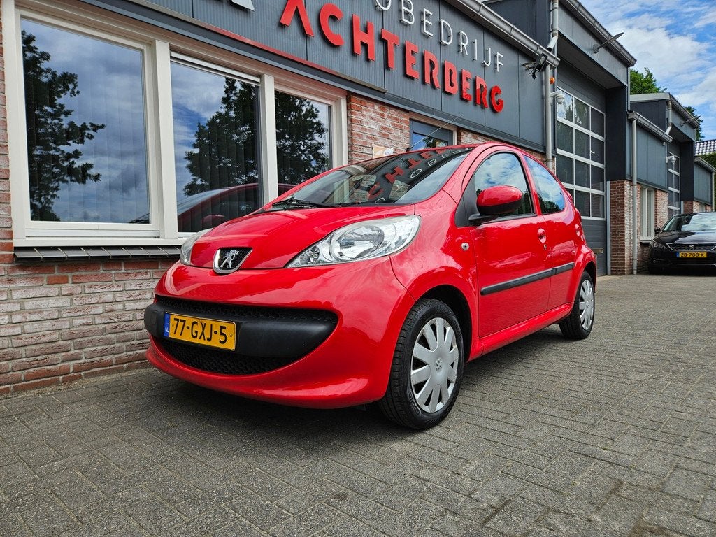 Peugeot 107 1.0-12V XS Airco! 5-Deurs! NAP! Leuke Auto!, Auto's, Voorwielaandrijving, Gebruikt, 4 stoelen, 68 pk