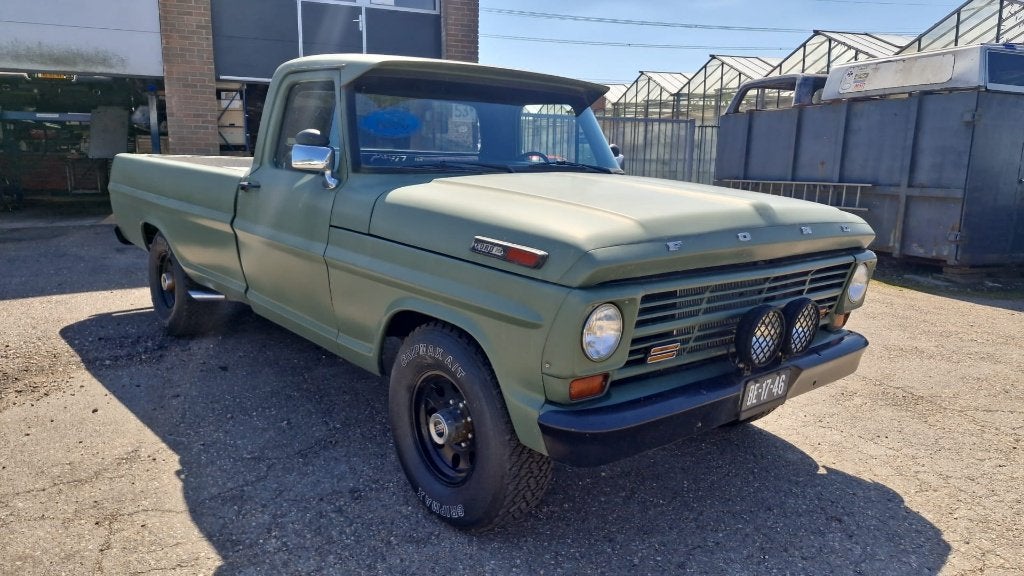 Ford F250 Super Custom V8 uit 1967, LPG, Oldtimer!, foto 2