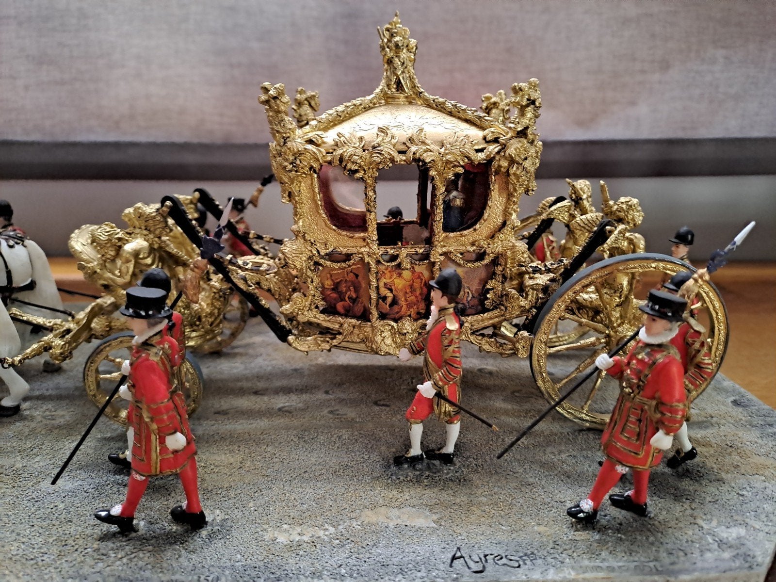 queen Elizabeth,  gouden koets, gold state coach, Ophalen, Dier