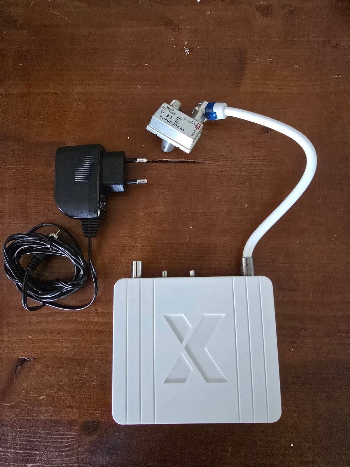 Technetix FRA-752X Coax Signaal Versterker, Ophalen, Zo goed als nieuw, 5 tot 10 meter, Overige kabels
