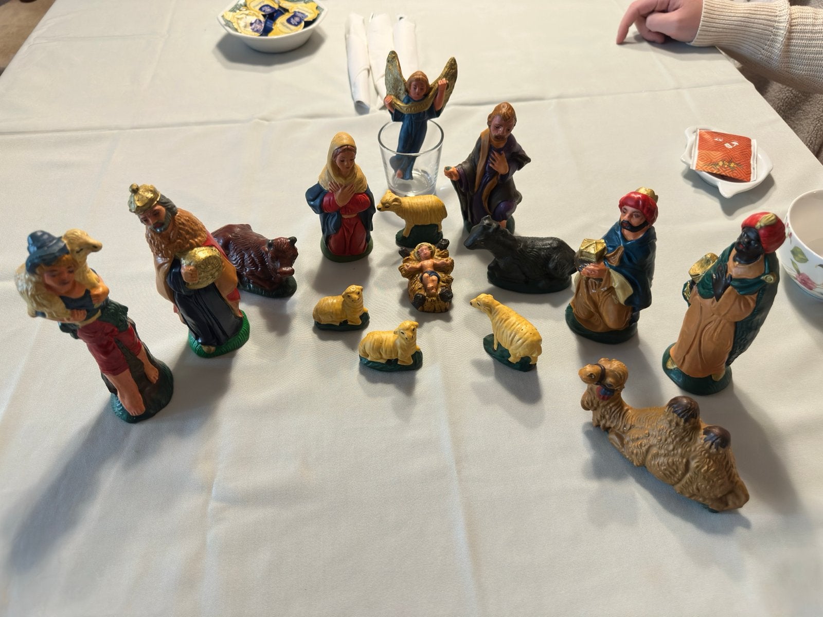 Kerstgroep gipse beeldjes, Ophalen, Zo goed als nieuw
