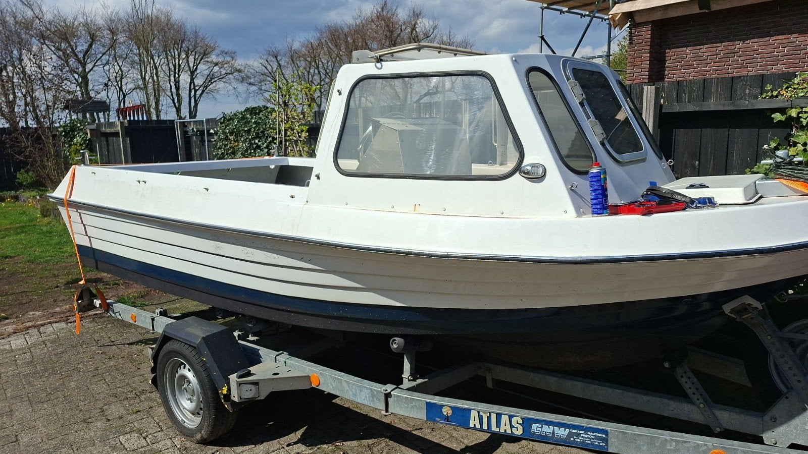 Delmar 16 opknapper zonder motor en trailer