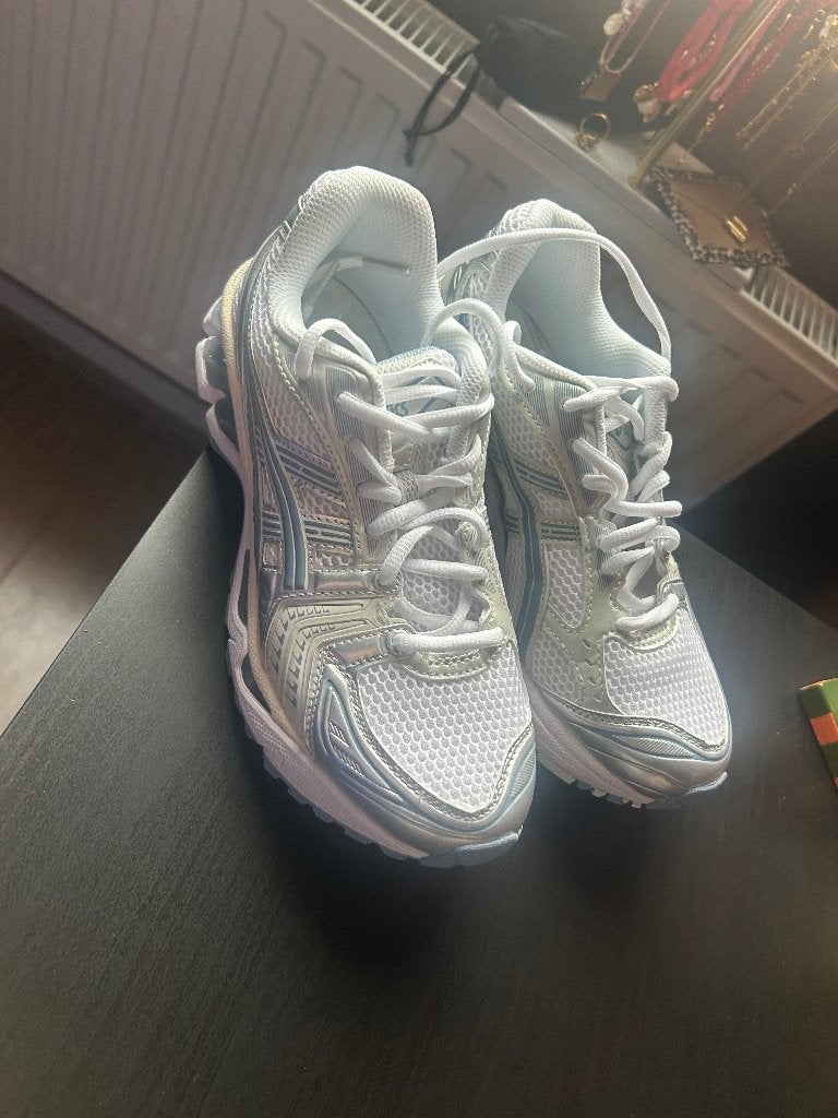 Asics gel Kyano 14, Blauw, Nieuw, Ophalen of Verzenden, Sneakers of Gympen