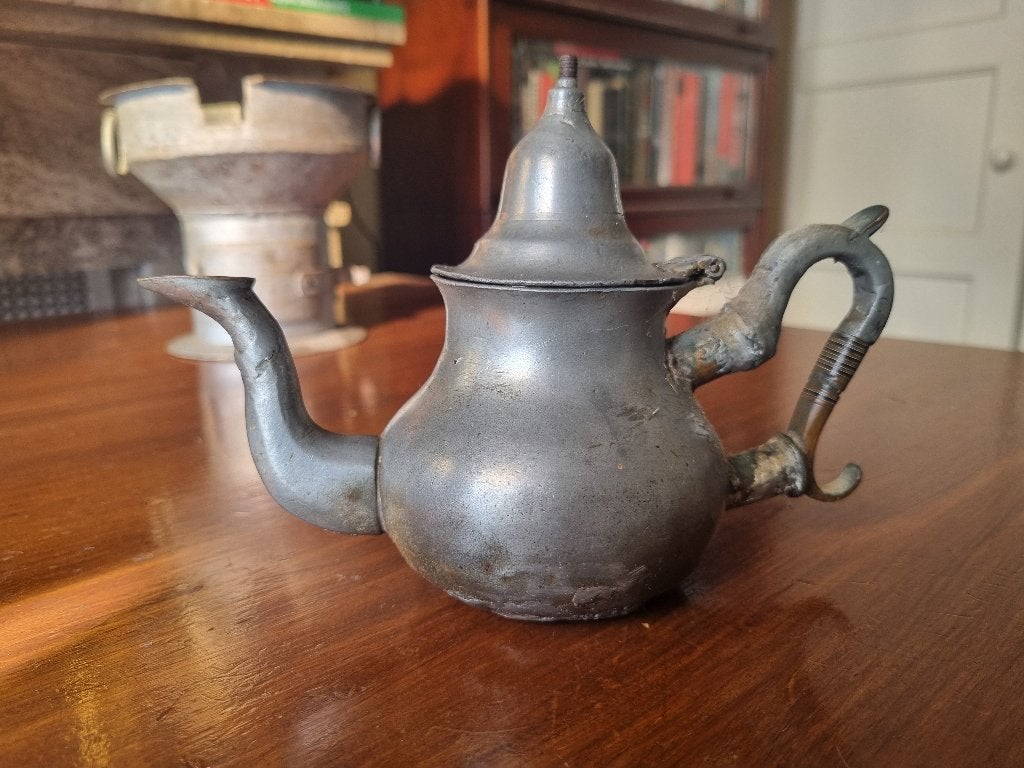 Theepot Afrika tin tribal retro brocante Senegal, Ophalen