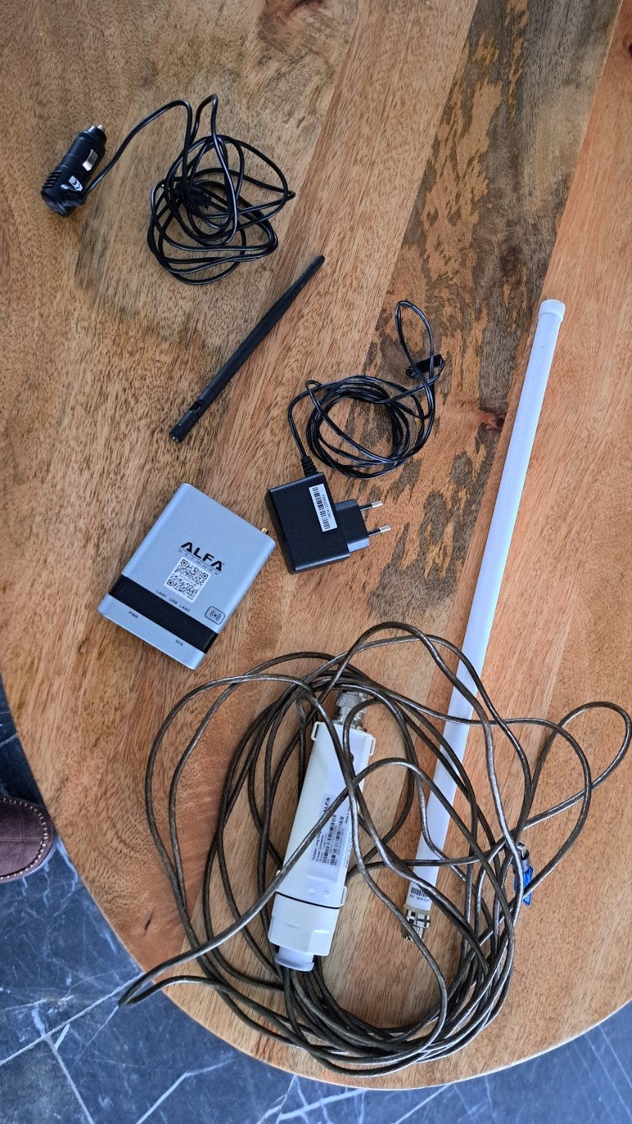 Alfa Camp-Pro 2 WiFi-versterker set voor camper/boot, Ophalen of Verzenden, Gebruikt, Overige typen, Universeel