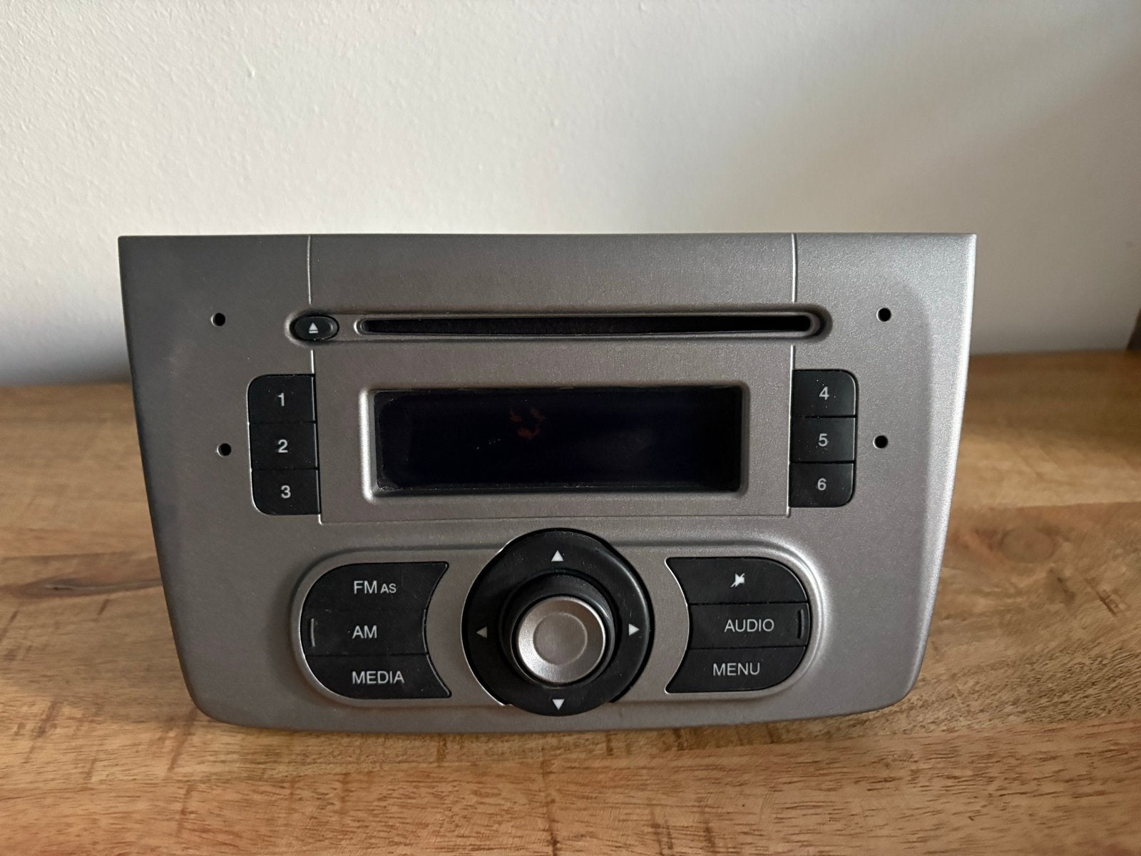 Alfa Romeo Mito Radio CD Speler, Auto diversen, Ophalen of Verzenden, Zo goed als nieuw