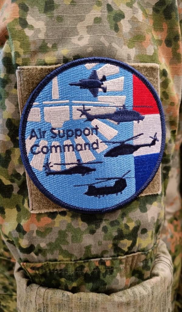 Patch RNLAF 980 SQN base maintance
ASC, Verzamelen, Militaria | Algemeen, Ophalen of Verzenden, Luchtmacht, Nederland, Embleem of Badge