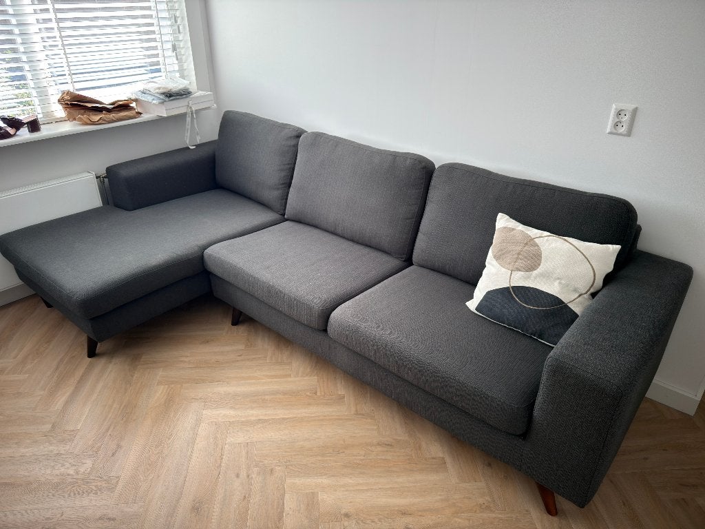 Grijze hoekbank met chaise longue, Huis en Inrichting, Ophalen, Hout, 250 tot 300 cm, Gebruikt