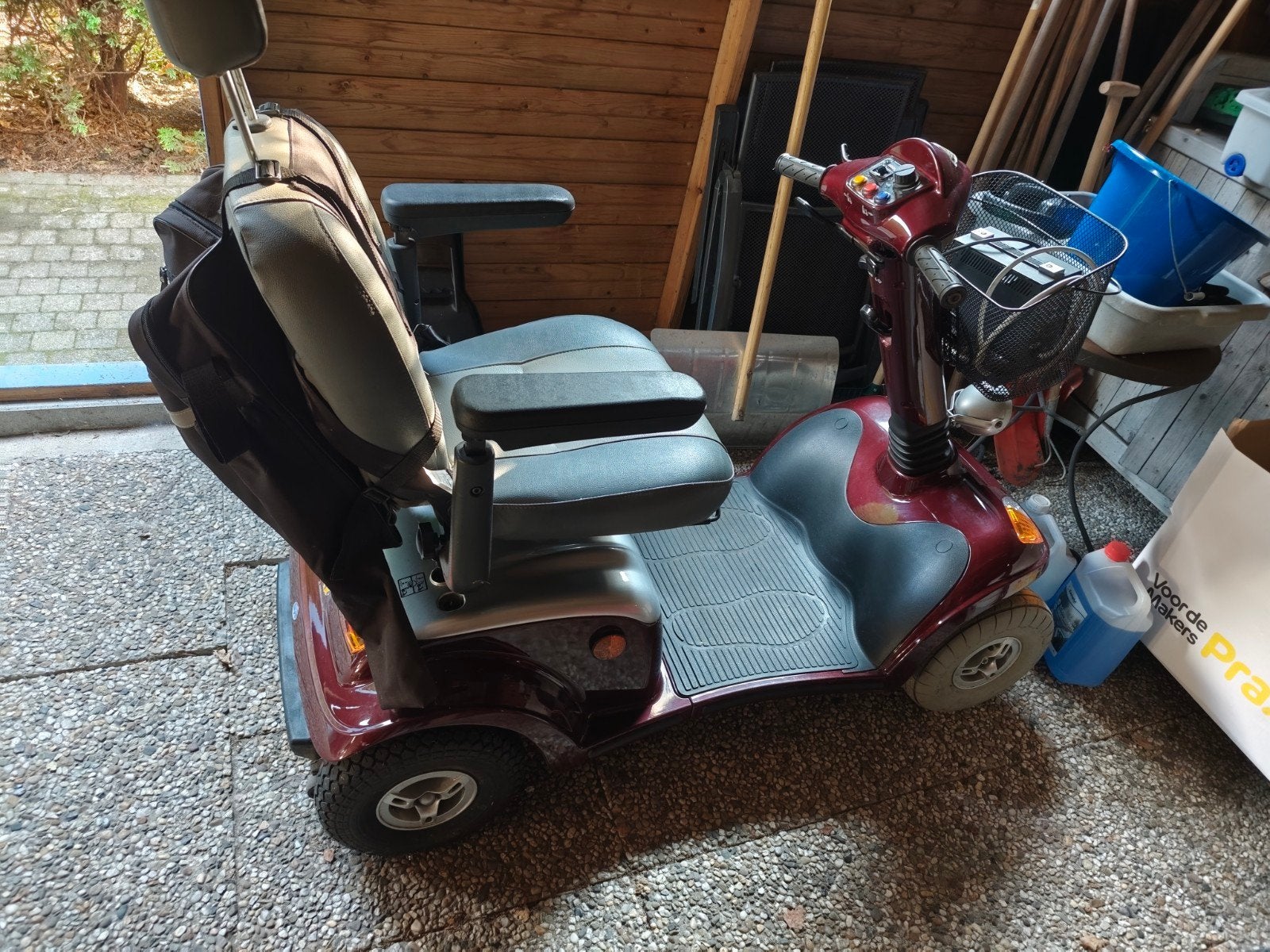 Scootmobiel Strider, vier wielen., Ophalen, Gebruikt, 16 km/u of meer