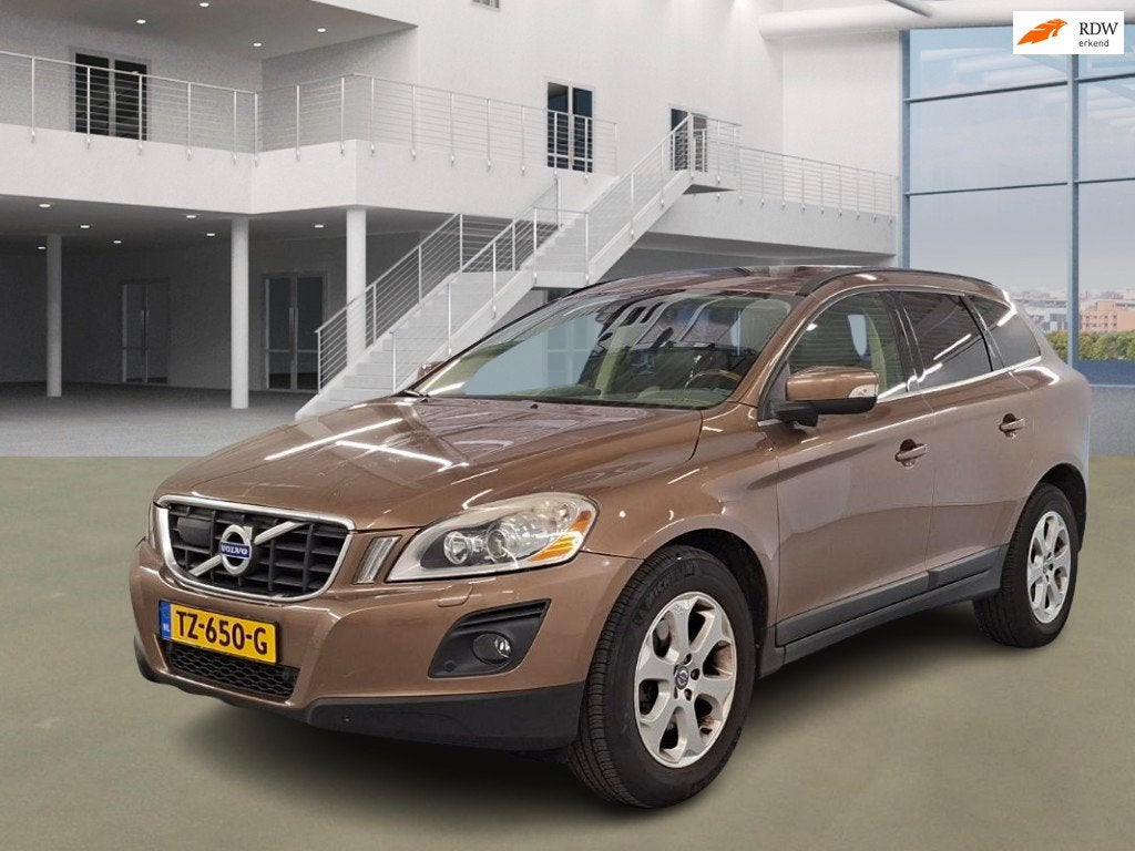 Volvo XC60 3.0 T6 AWD Momentum, Auto's, Volvo, Automaat, Gebruikt, 2953 cc, Bedrijf