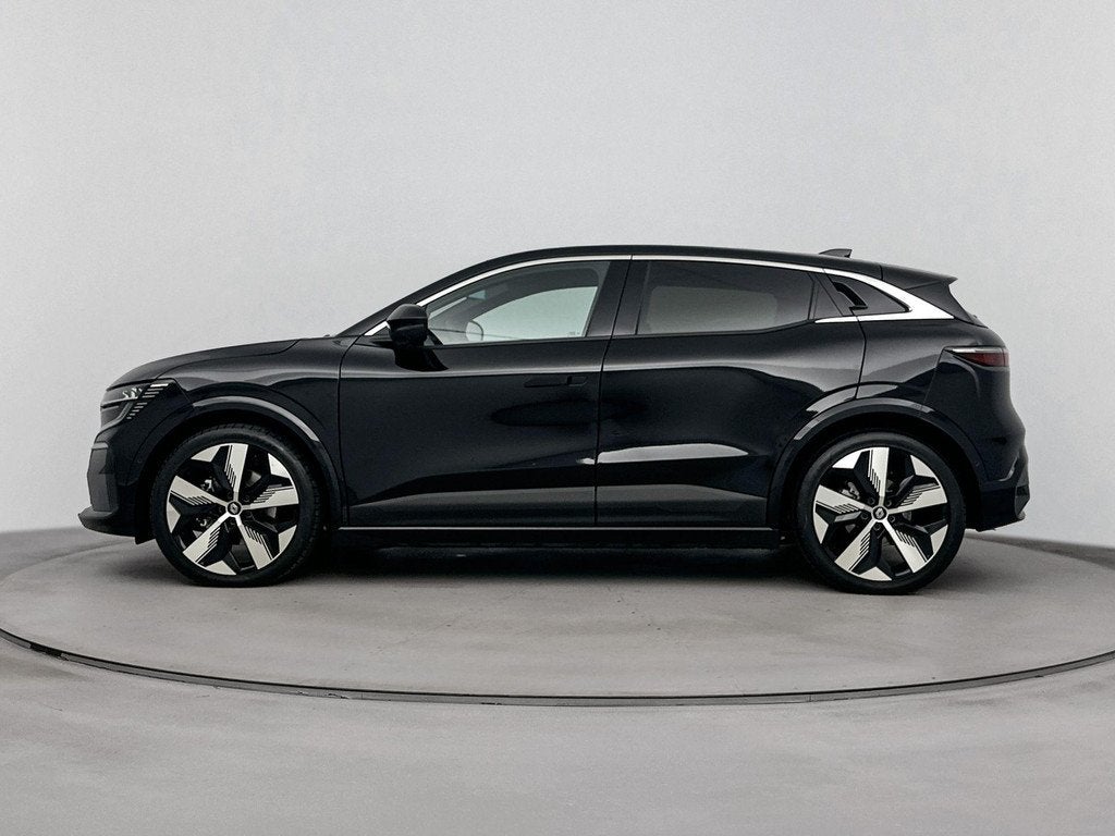 Renault Megane E-Tech Comfort Range Techno 60 kWh 220PK | Na, Auto's, Renault, Zwart, 462 km, 1619 kg, 900 kg